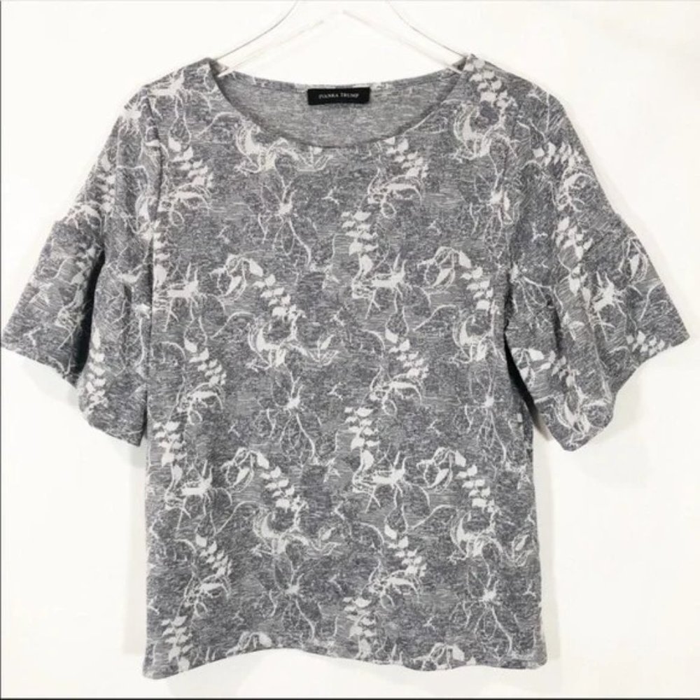 Ivanka Trump Bell Short Sleeve Top Size Medium